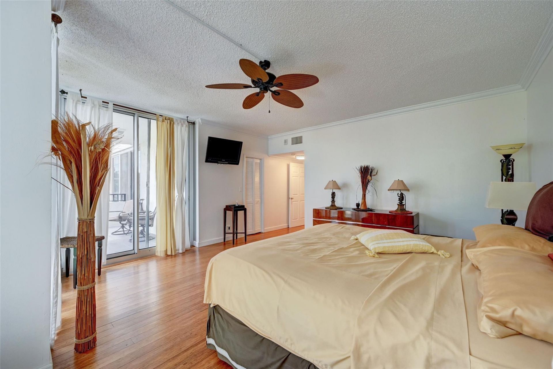 525 N Ocean Boulevard, Unit T-2, Pompano Beach, FL 33062 Photo