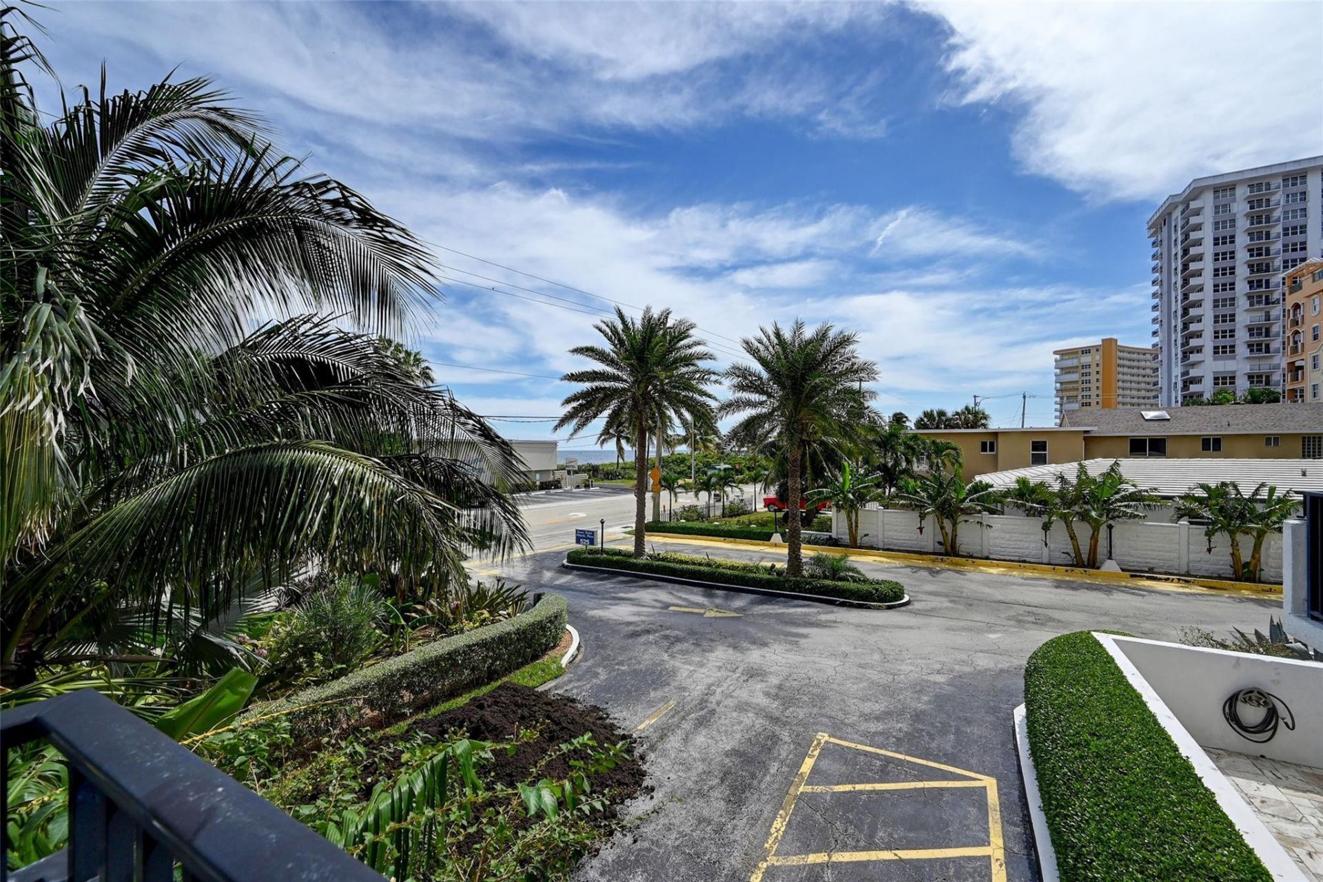 525 N Ocean Boulevard, Unit T-2, Pompano Beach, FL 33062 Photo