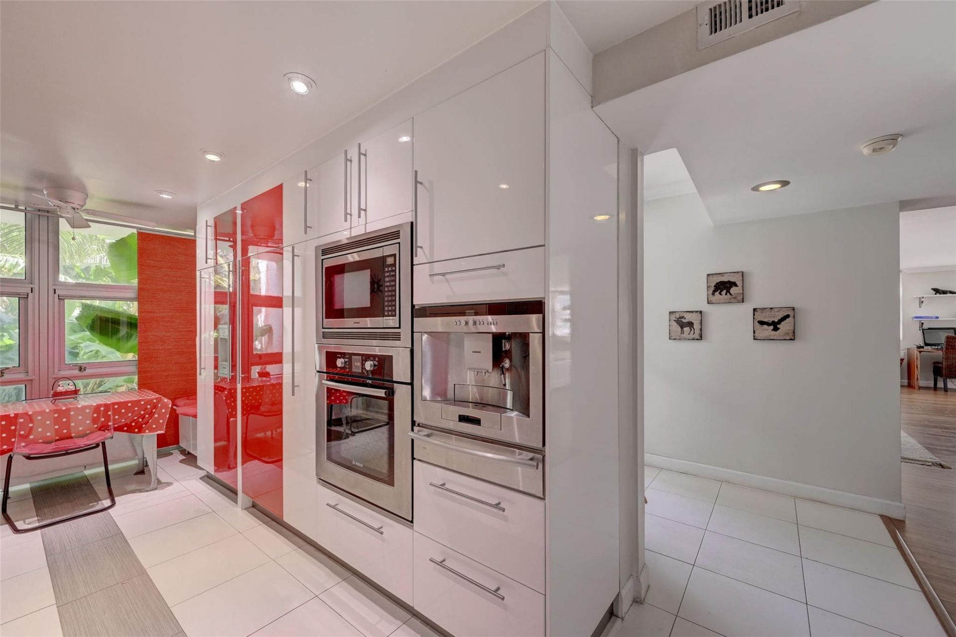 525 N Ocean Boulevard, Unit T-2, Pompano Beach, FL 33062 Photo