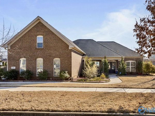 24 Tall Oak Blvd, Huntsville, AL 35824