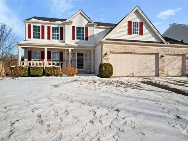 1910 Crestview Drive, Plainfield, IL 60586