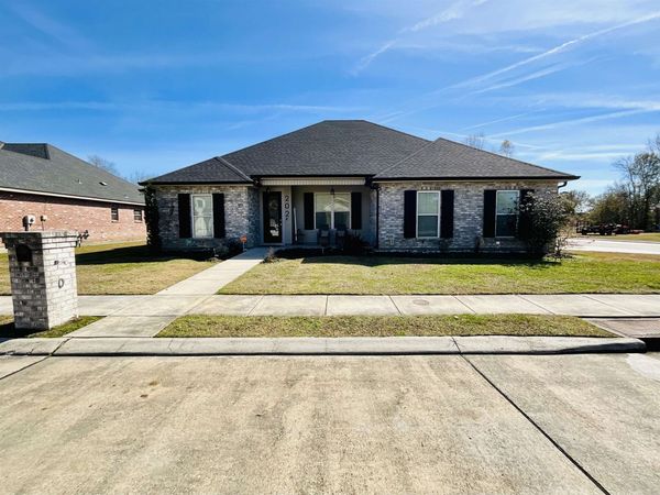 202 Derusso Street, Houma, LA 70364