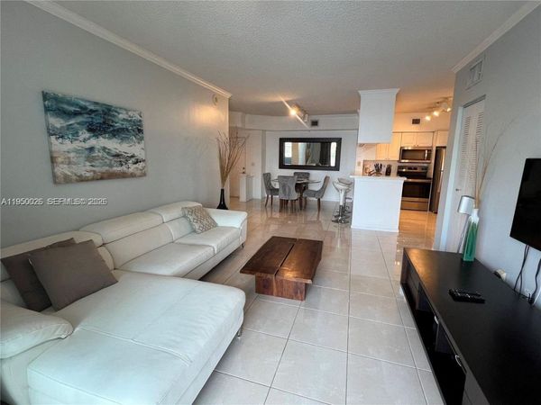 17150 N Bay Rd, Unit 2504, Sunny Isles Beach, FL 33160