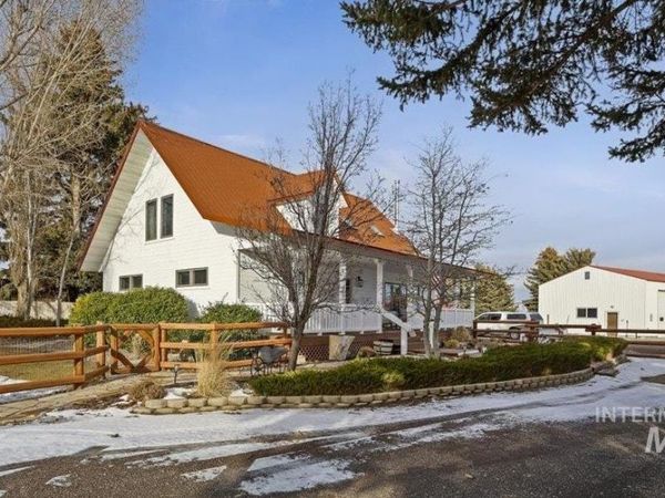 3384 N 4500 E, Murtaugh, ID 83344