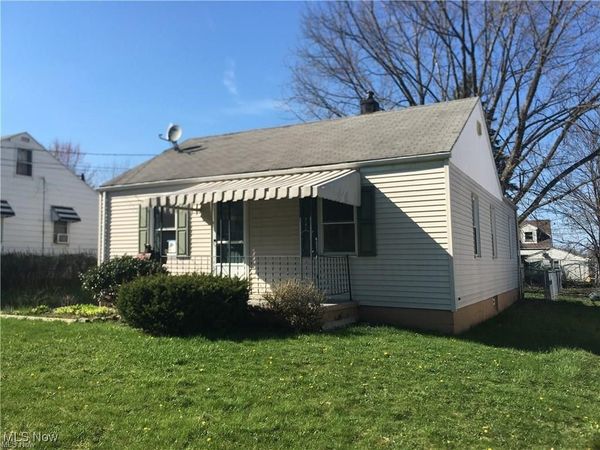852 Marmion Avenue, Youngstown, OH 44502