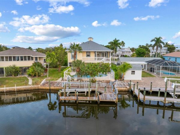 2291 PALM AVENUE, ST JAMES CITY, FL 33956