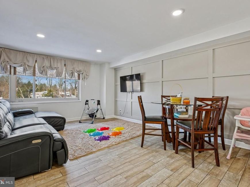 1900 Lyttonsville Road, Unit 702, Silver Spring, MD 20910 Main Photo