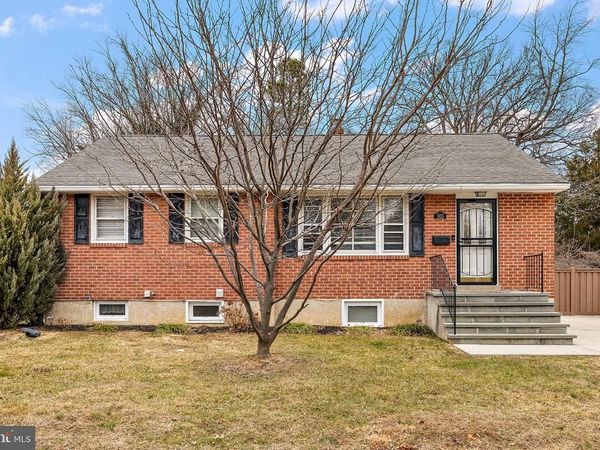 305 W DELAWARE AVENUE, WILMINGTON, DE 19809