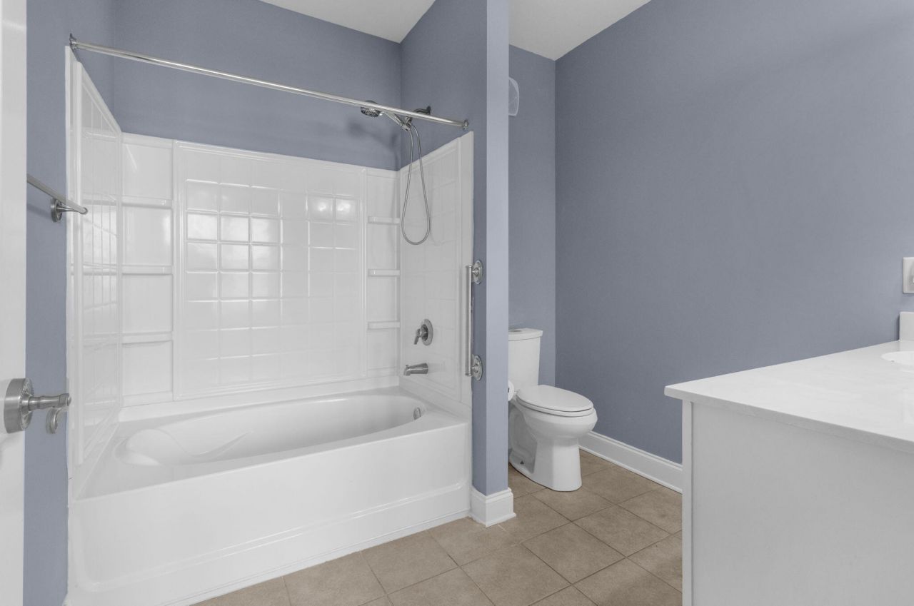 2244 Ashley Crossing Drive Photo 26