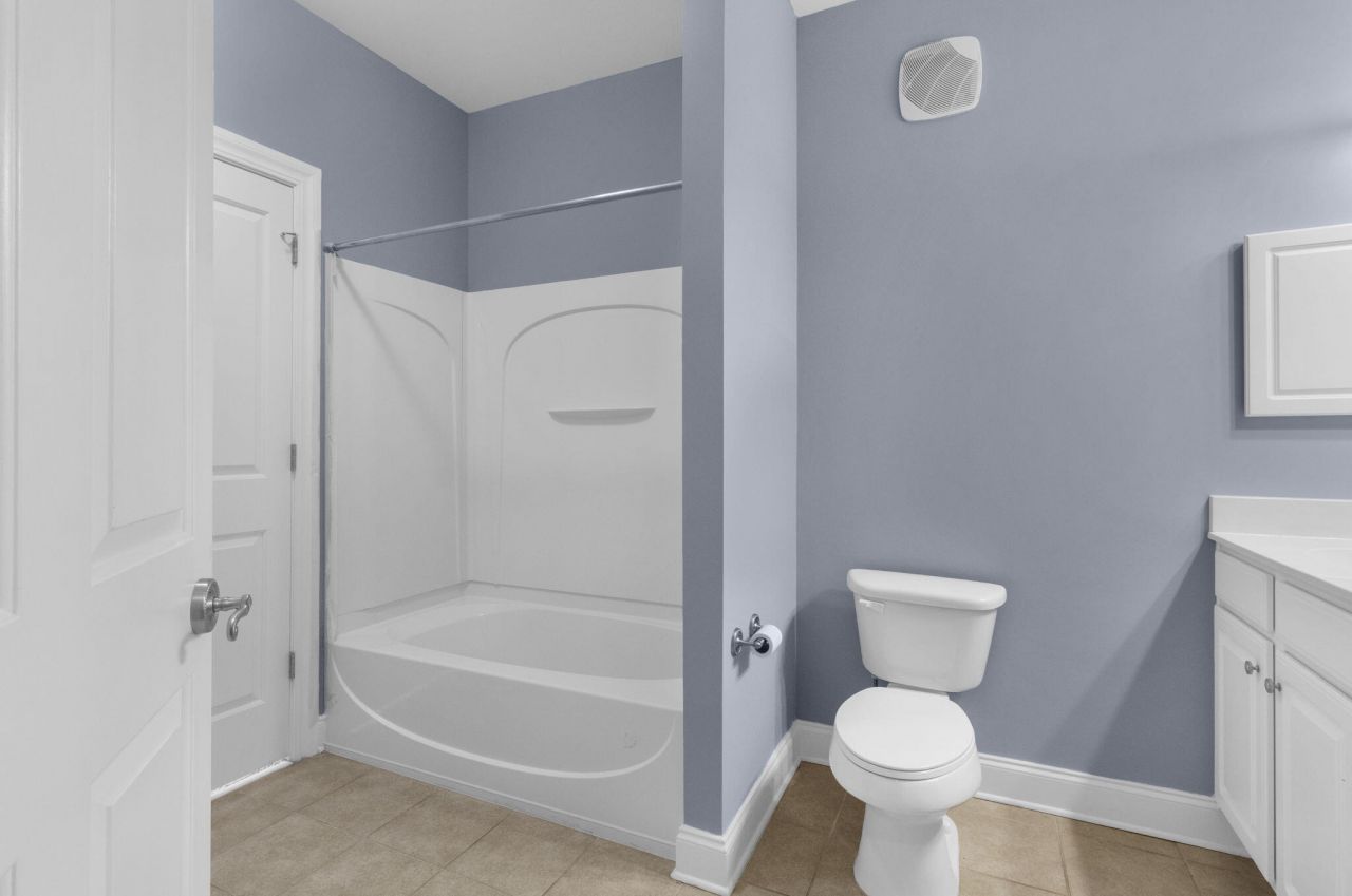 2244 Ashley Crossing Drive Photo 31