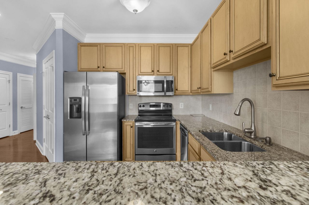 2244 Ashley Crossing Drive Photo 9