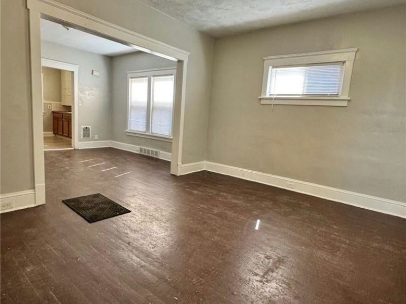 1057 E 146th Street, Cleveland, OH 44110 Photo 2