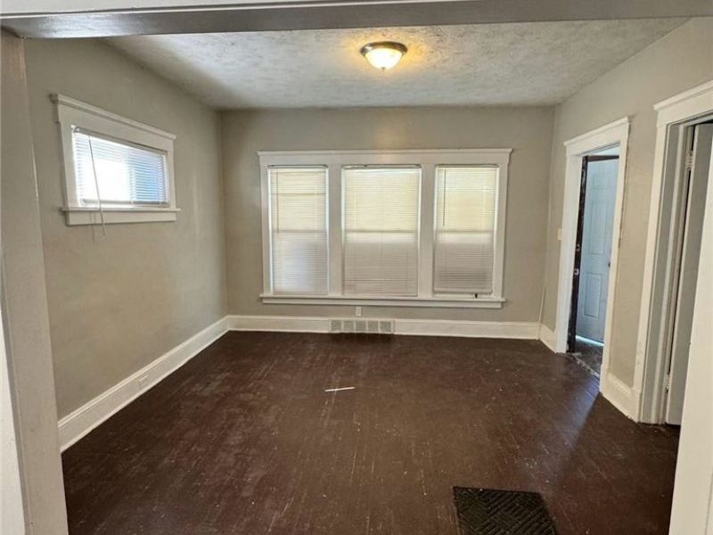 1057 E 146th Street, Cleveland, OH 44110 Photo 9