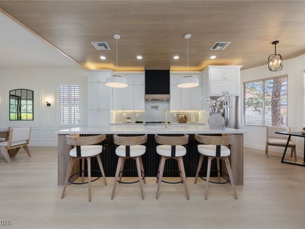 2725 Youngdale Drive, Las Vegas, NV 89134