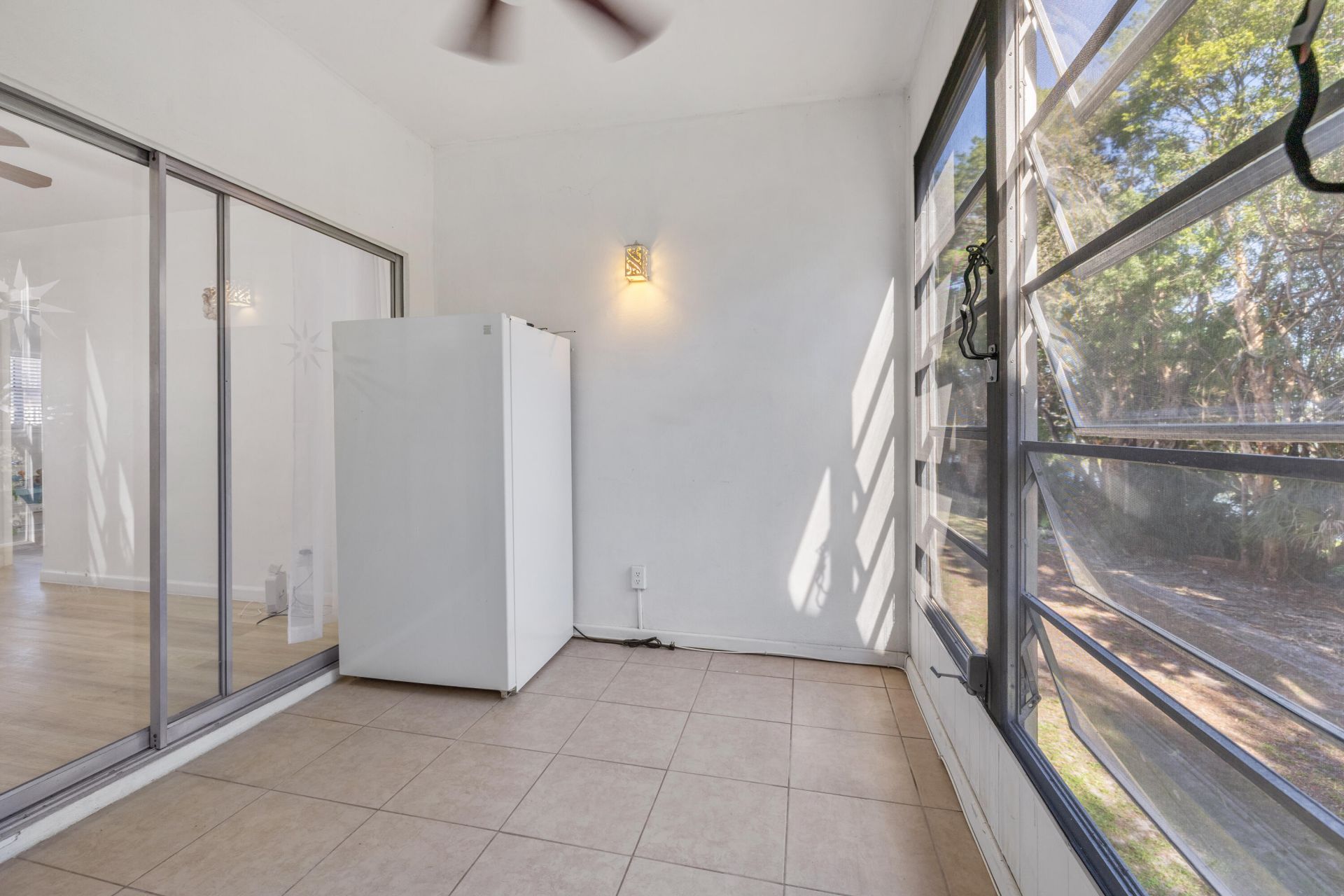 3930 Crystal Lake Drive, Unit 209, Deerfield Beach, FL 33064 Photo