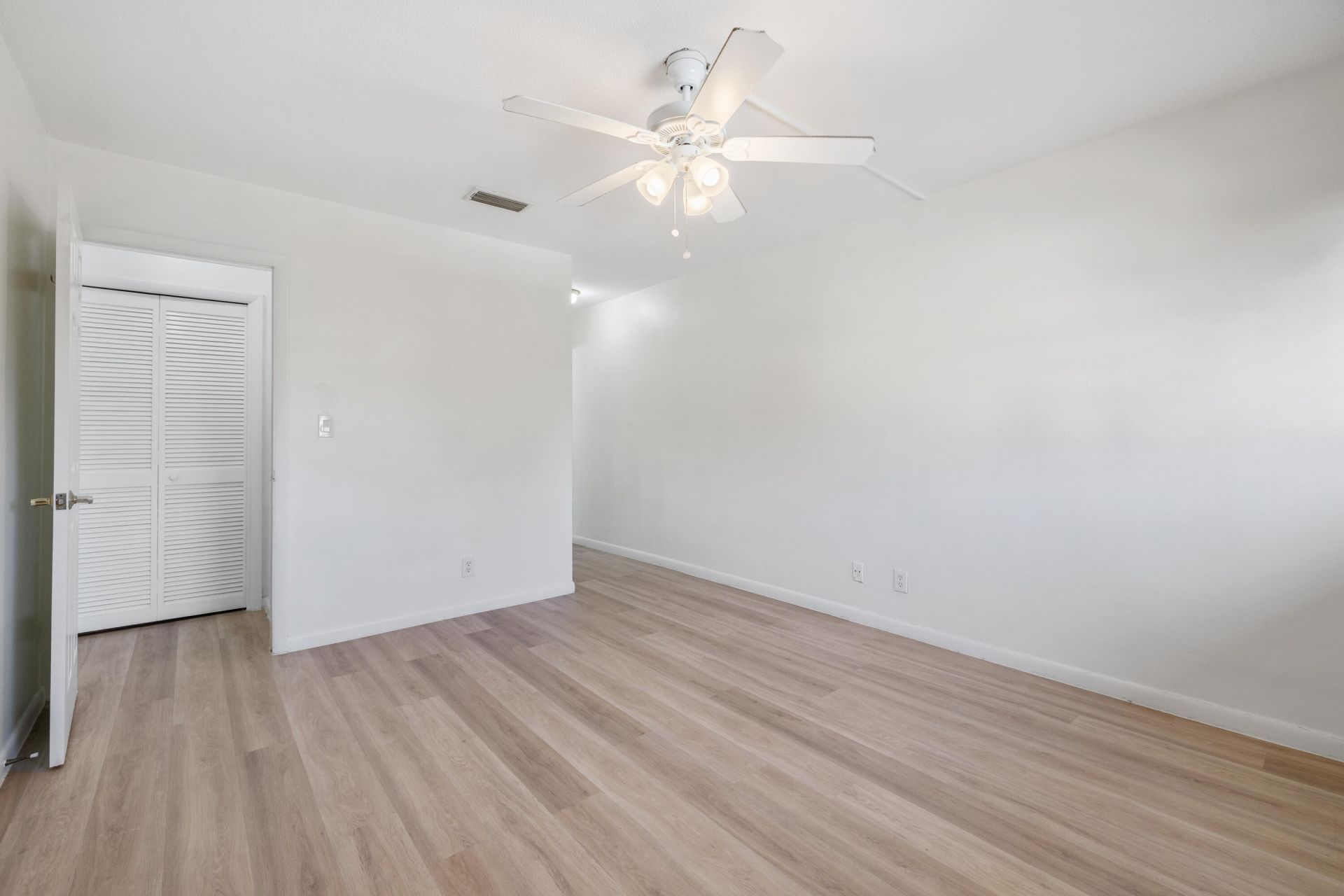 3930 Crystal Lake Drive, Unit 209, Deerfield Beach, FL 33064 Photo