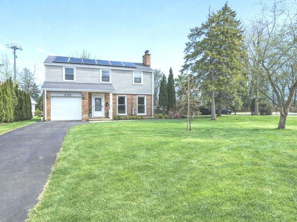 6709 N KOLMAR Avenue, Lincolnwood, IL 60712