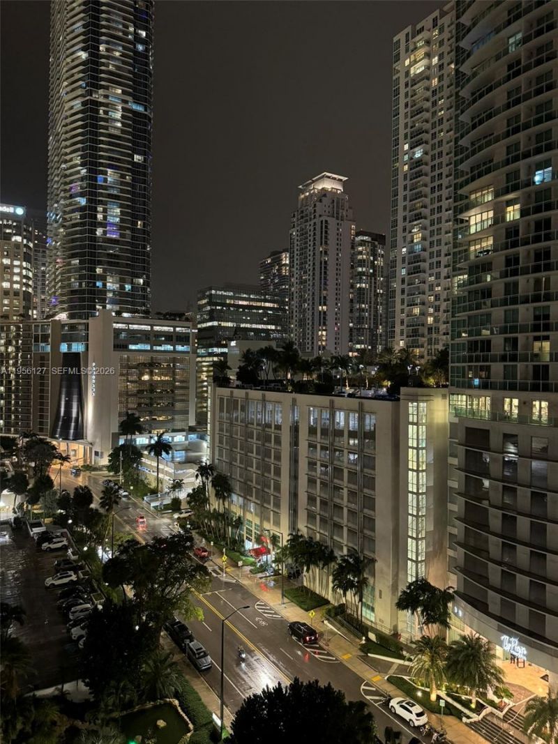 825 Brickell Bay Dr, Unit 1448, Miami, FL 33131 Photo