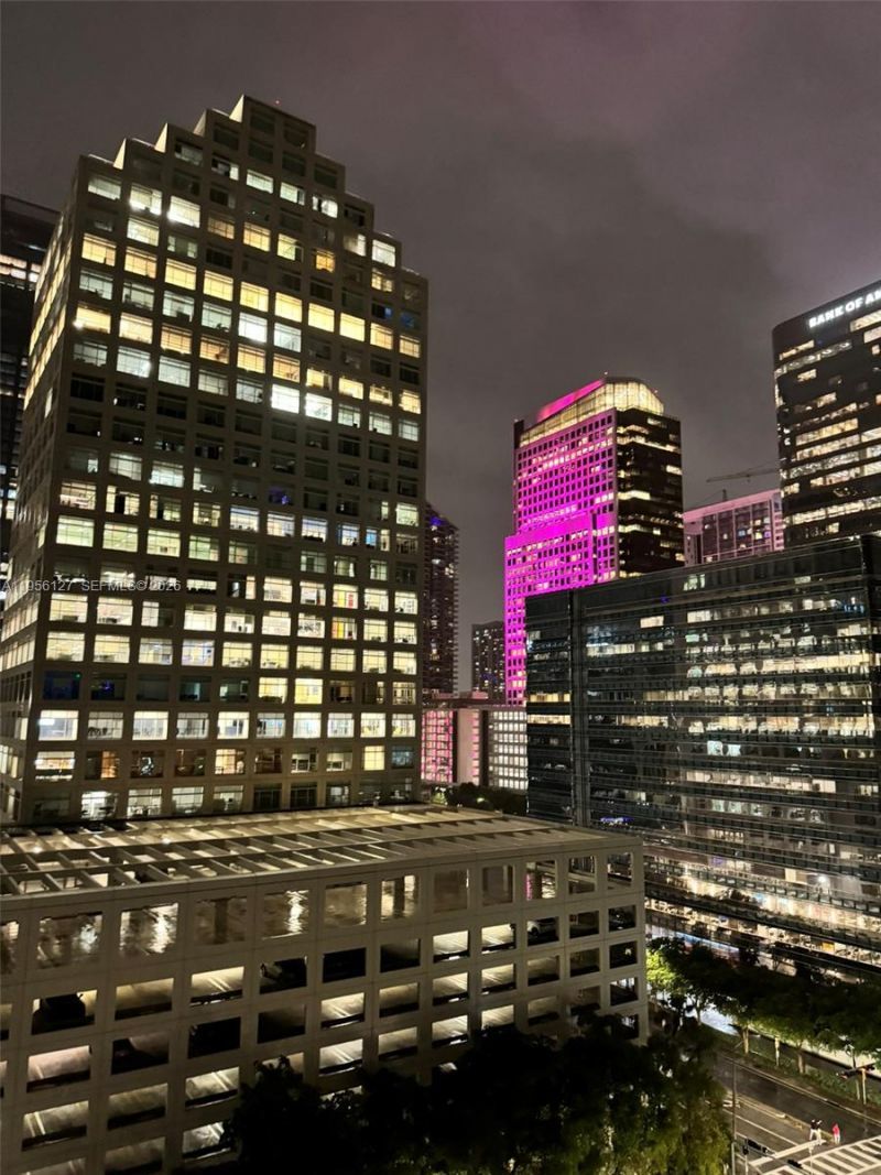 825 Brickell Bay Dr, Unit 1448, Miami, FL 33131 Photo