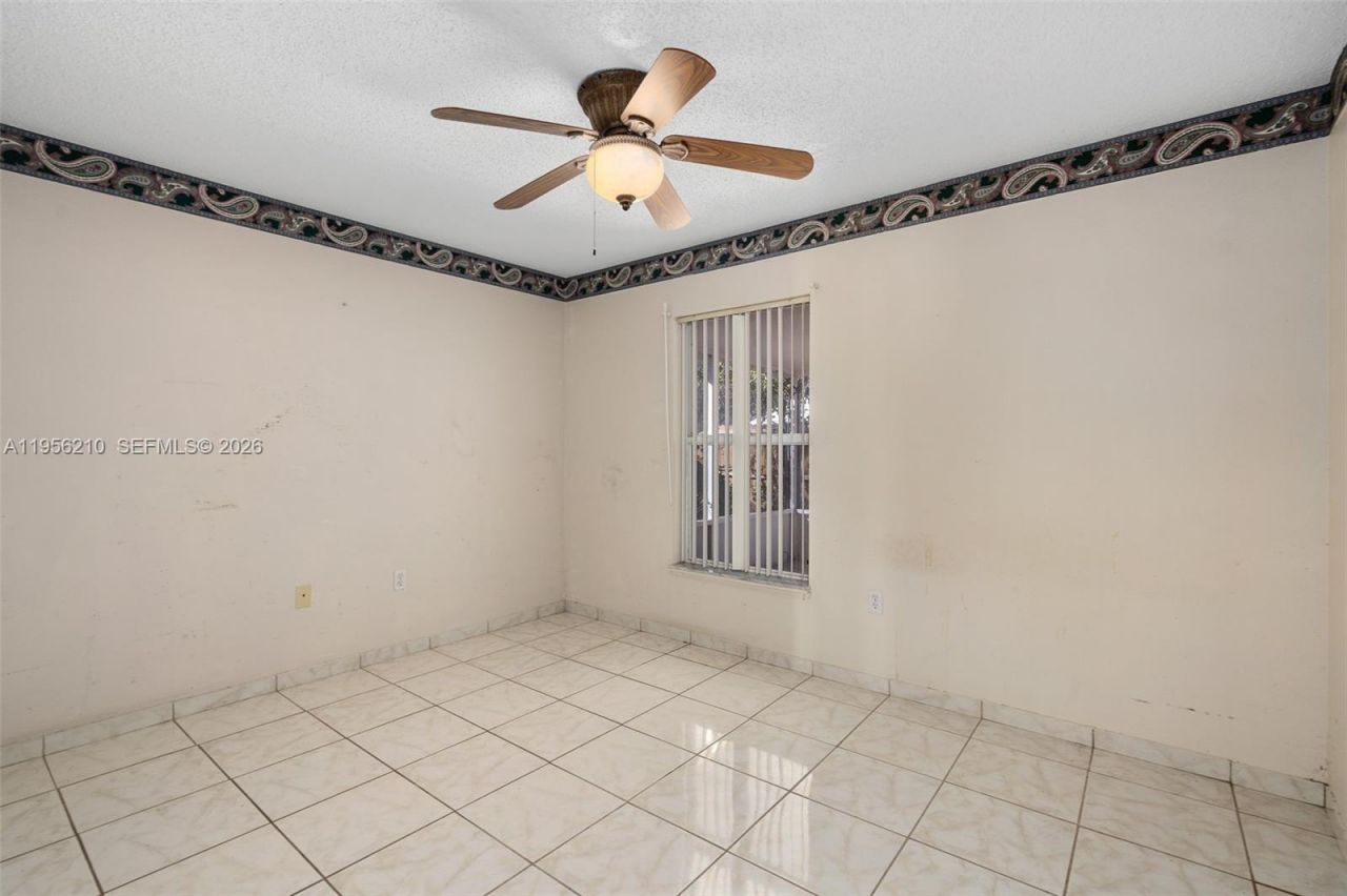 327 Ridge Ct, Apopka, FL 32712 Photo