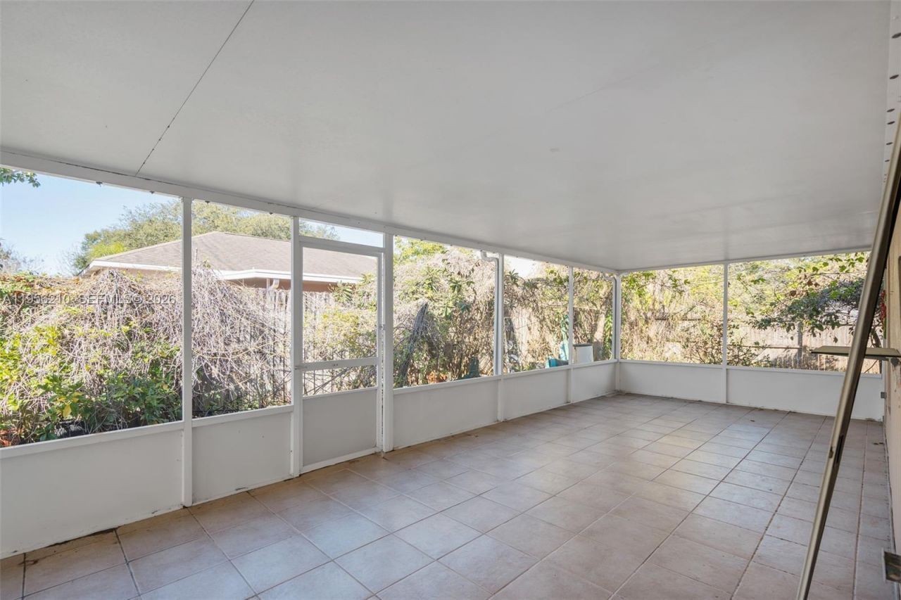 327 Ridge Ct, Apopka, FL 32712 Photo