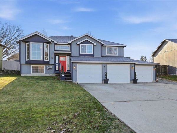23014 E Valleyway Ave, Liberty Lake, WA 99019