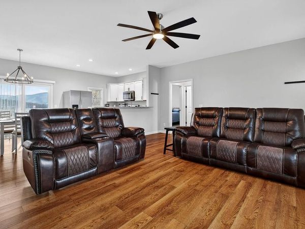 125 SPRING RIDGE LN, FAIRFIELD, VA 24435