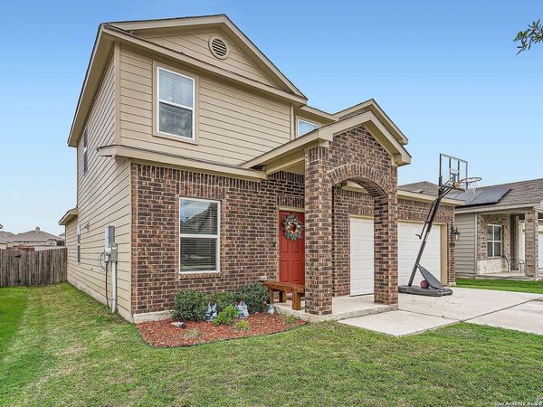 13039 Heathers Sun, St Hedwig, TX 78152