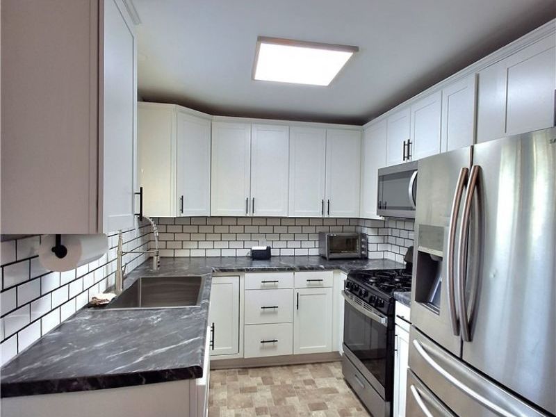 349 Elm Street, Wadsworth, OH 44281 Photo 3