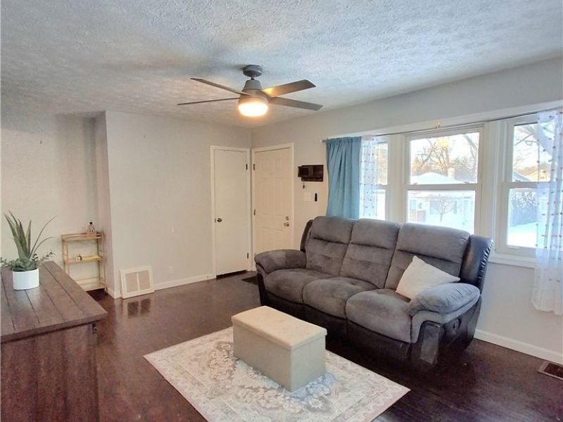 349 Elm Street, Wadsworth, OH 44281 Photo 6