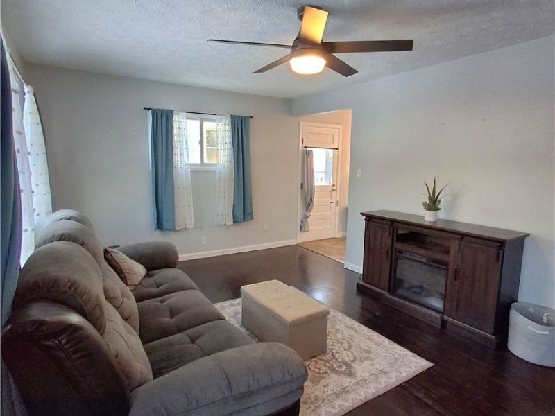 349 Elm Street, Wadsworth, OH 44281 Photo 8