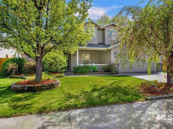 153 E Harris Hawk Dr, Kuna, ID 83634