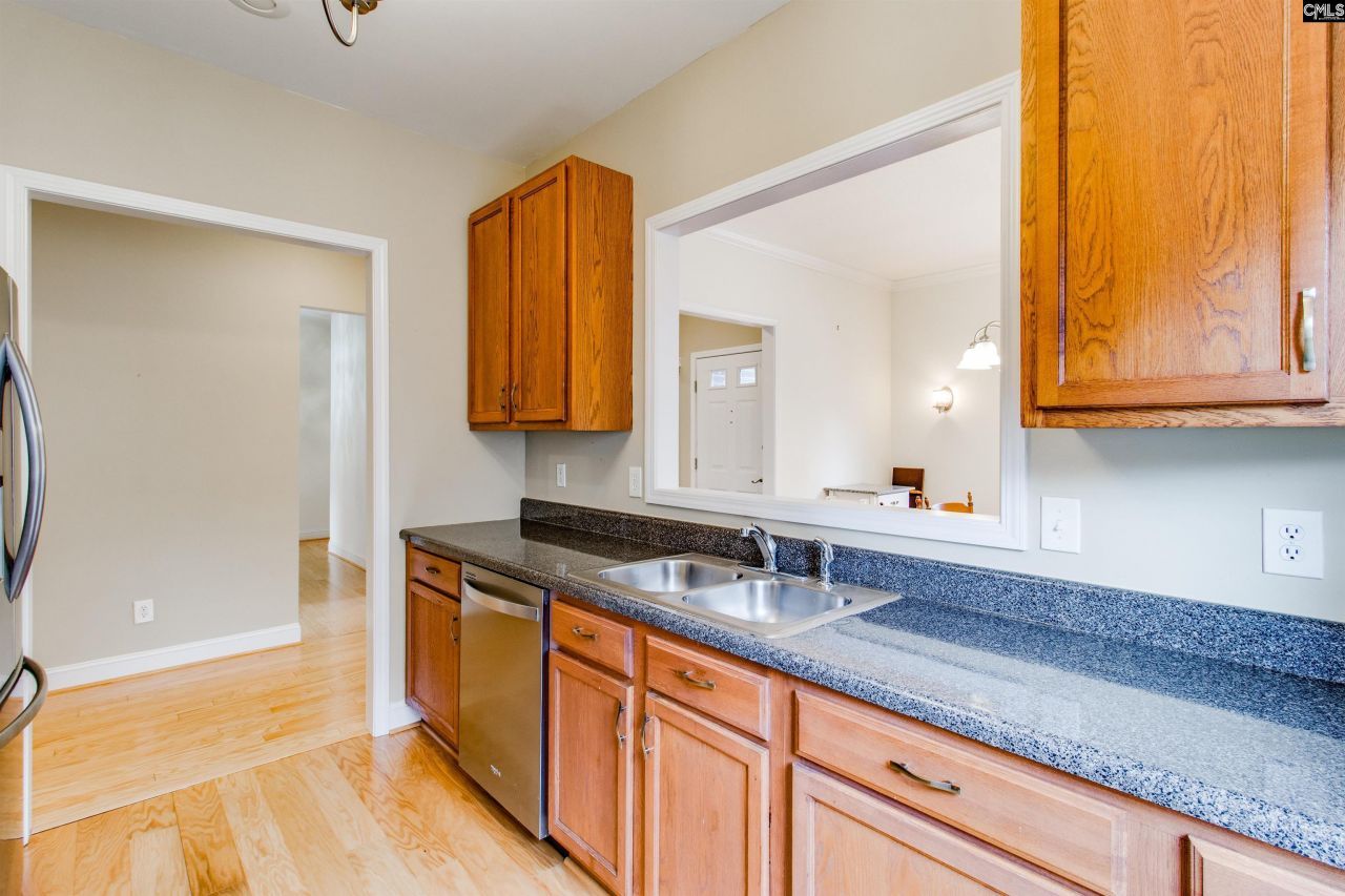 223 Faversham Lane  Photo 11