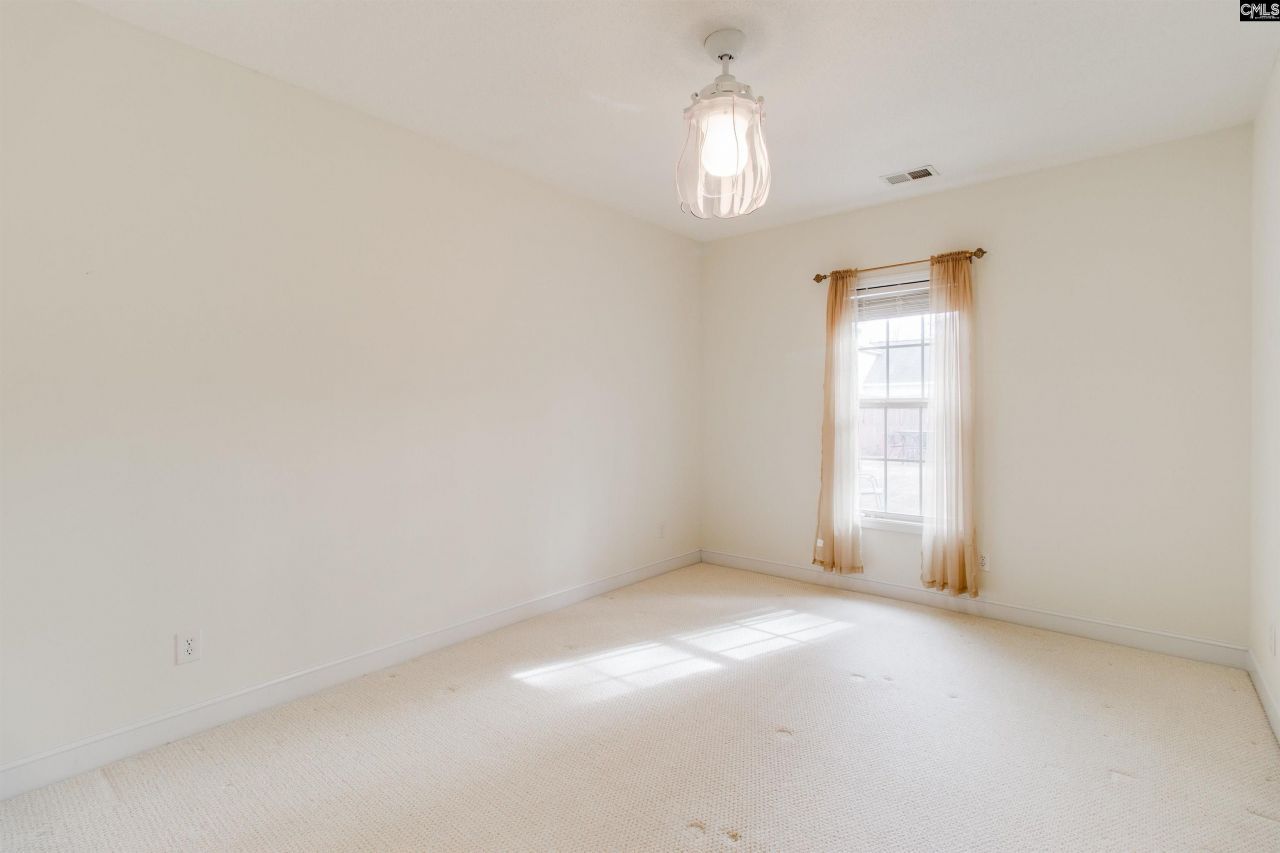 223 Faversham Lane  Photo 25