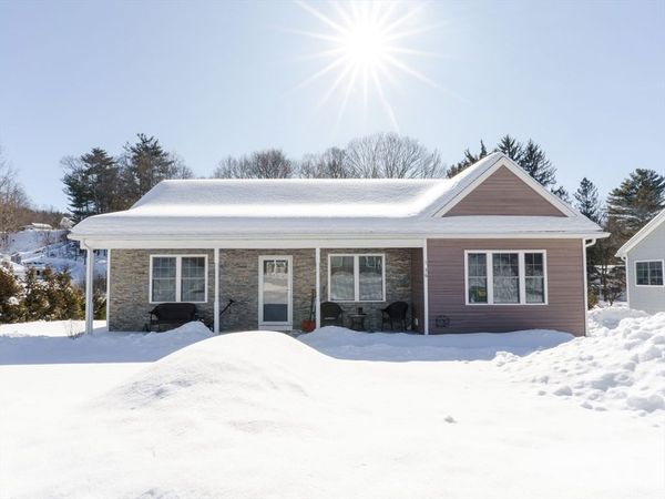 36 Nelson St, Warren, MA 01083