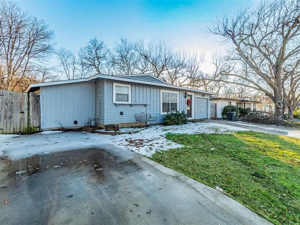 1304 E Inwood Drive, Arlington, TX 76010