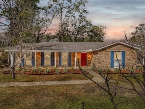 510 Woodlore Drive, Chickasaw, AL 36611