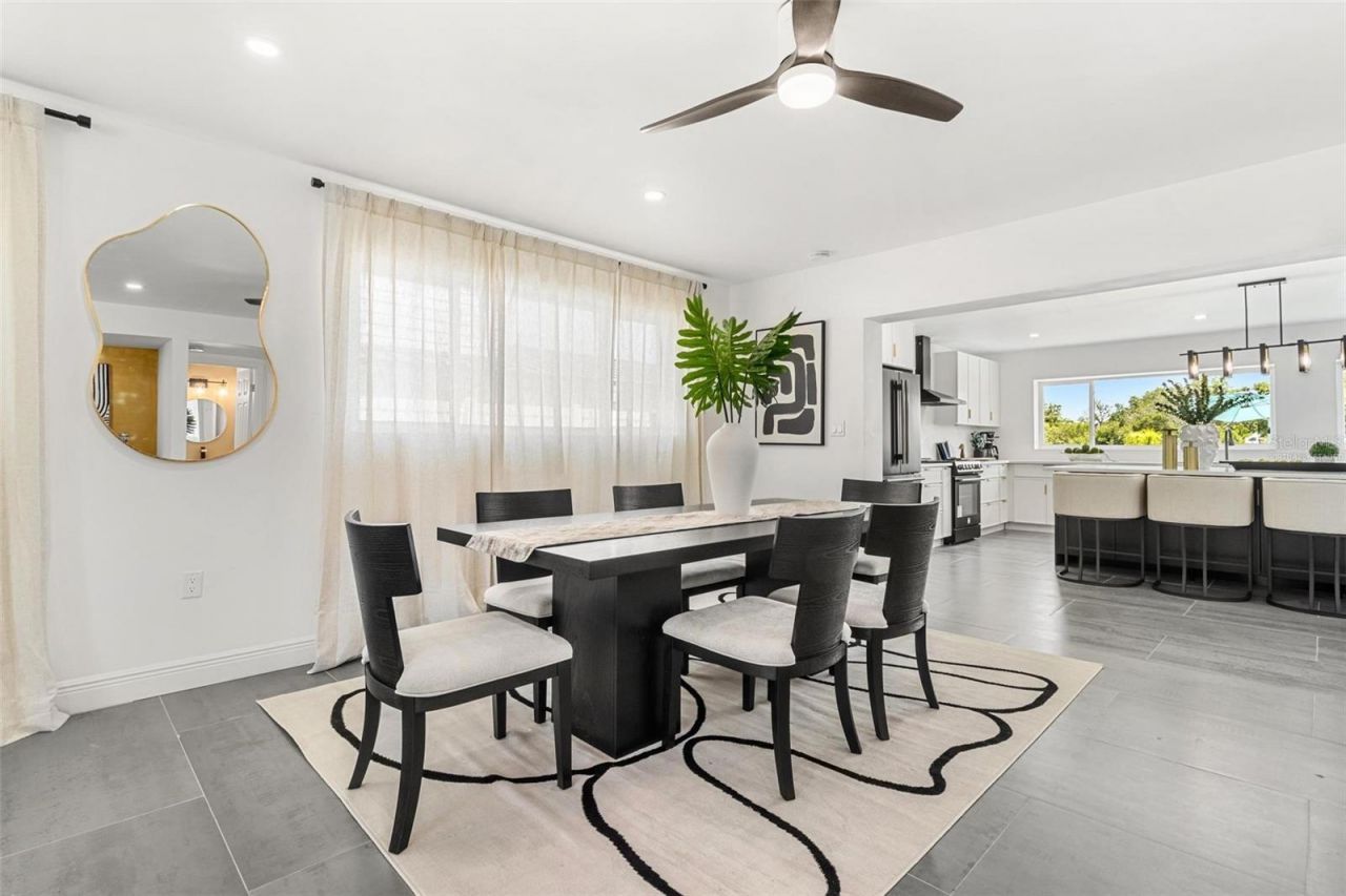 380 Colony Point Road S, Saint Petersburg, FL 33705 Photo