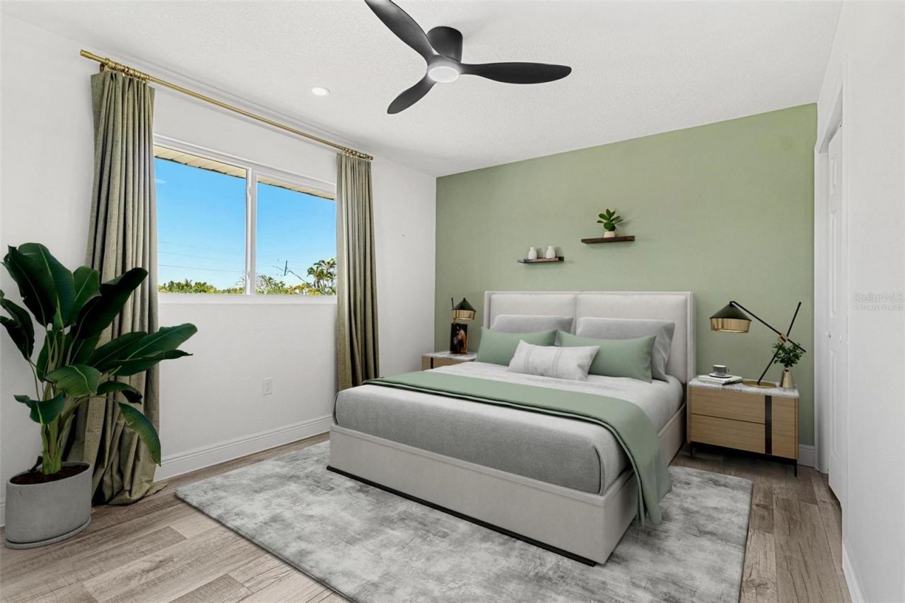 380 Colony Point Road S, Saint Petersburg, FL 33705 Photo