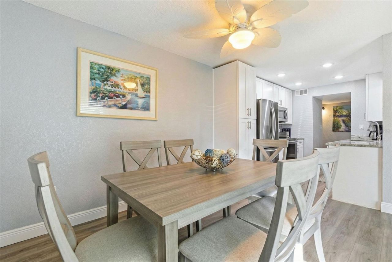 3775 40th Lane S, Unit G, Saint Petersburg, FL 33711 Photo