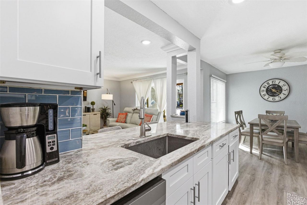 3775 40th Lane S, Unit G, Saint Petersburg, FL 33711 Photo