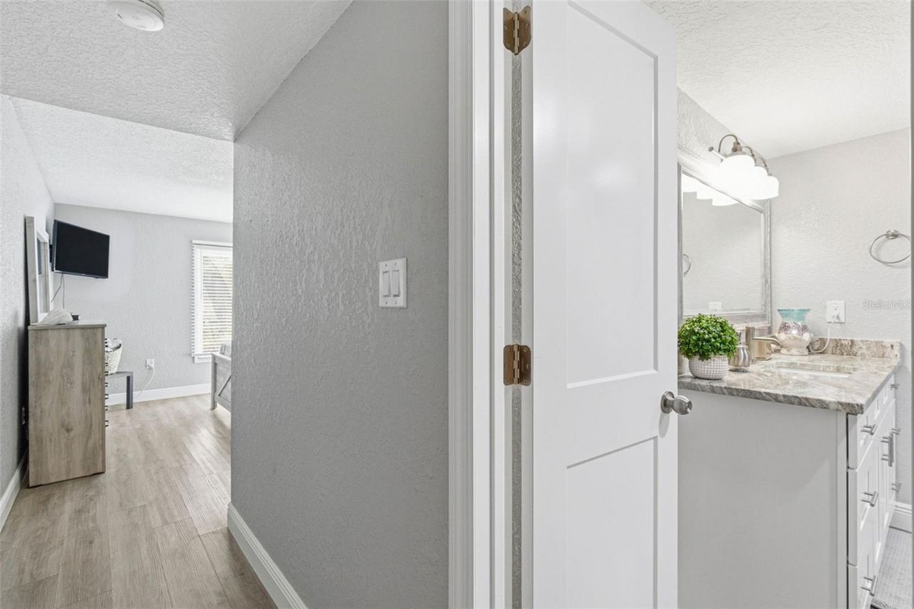 3775 40th Lane S, Unit G, Saint Petersburg, FL 33711 Photo