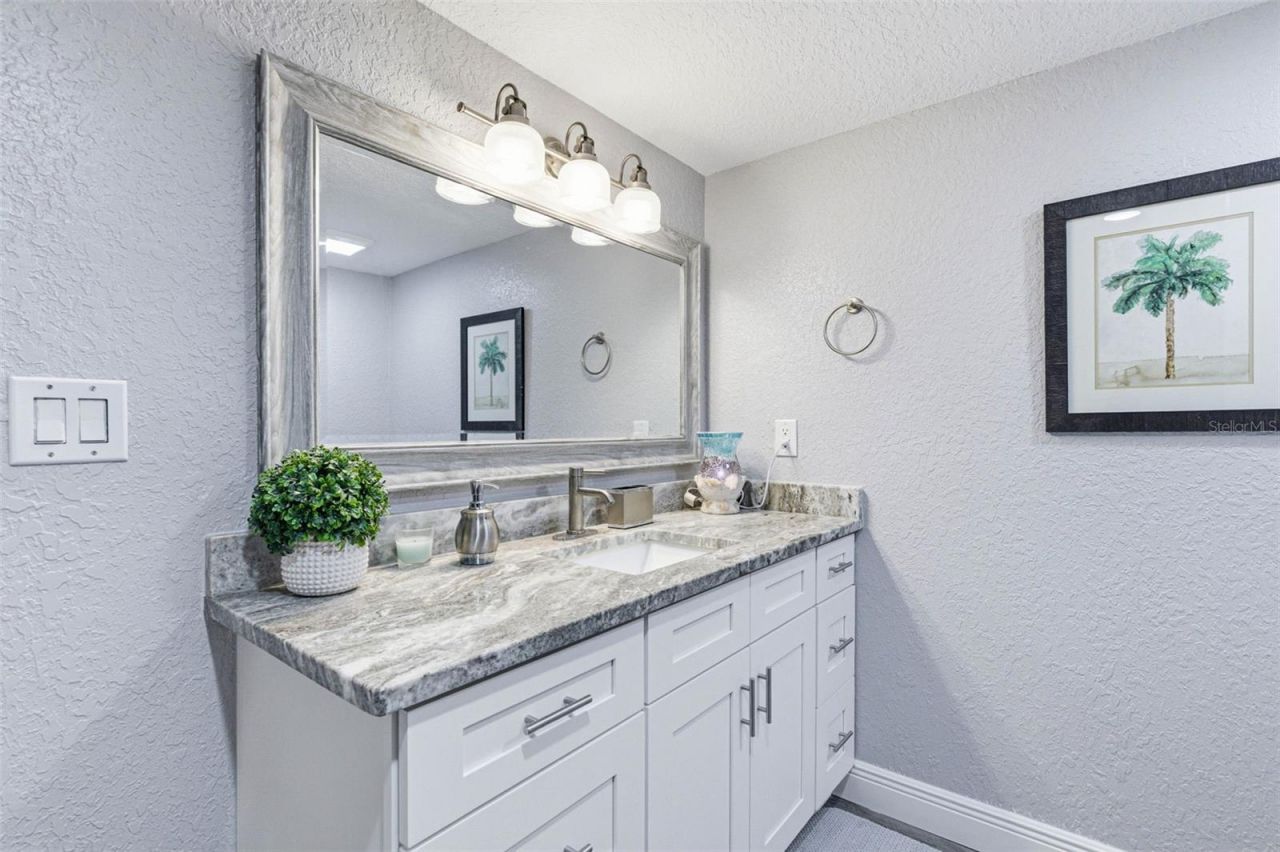 3775 40th Lane S, Unit G, Saint Petersburg, FL 33711 Photo