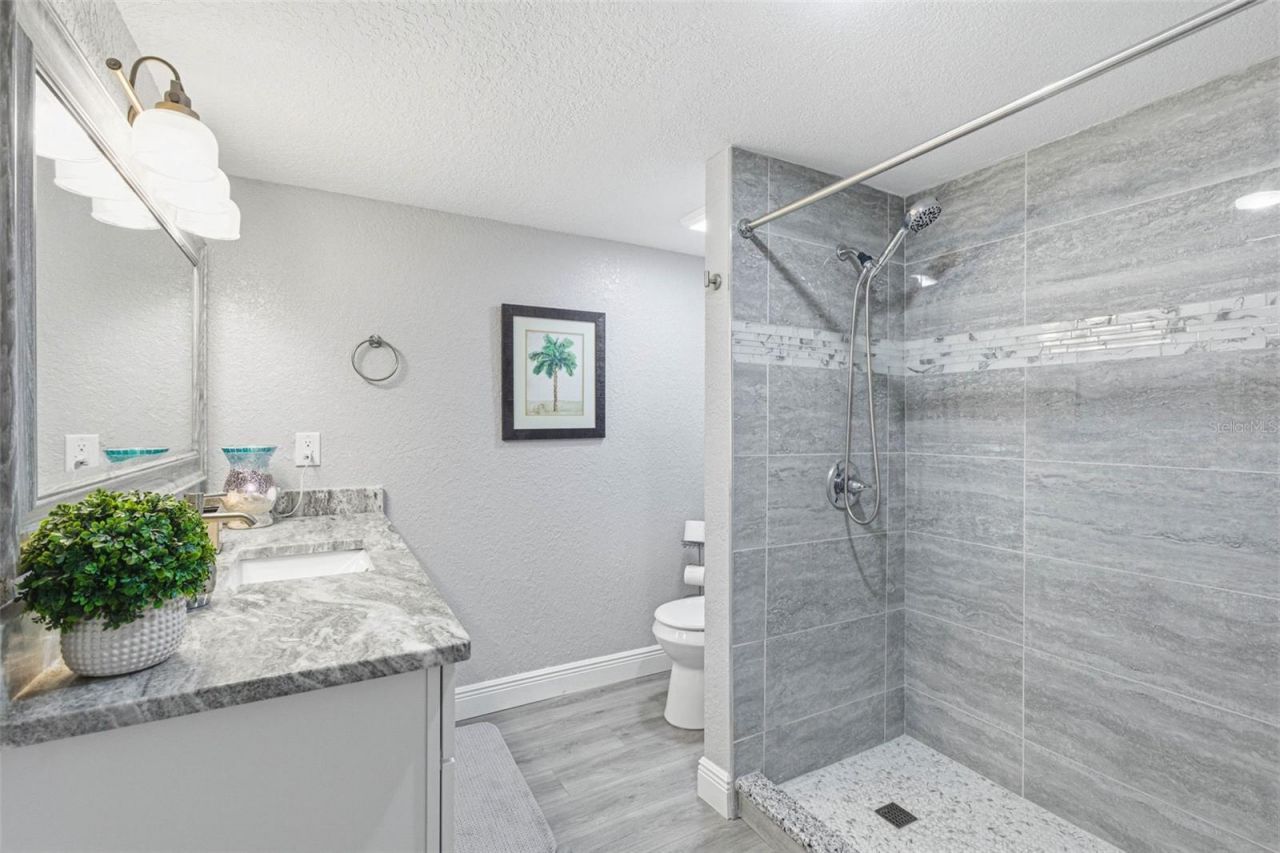 3775 40th Lane S, Unit G, Saint Petersburg, FL 33711 Photo