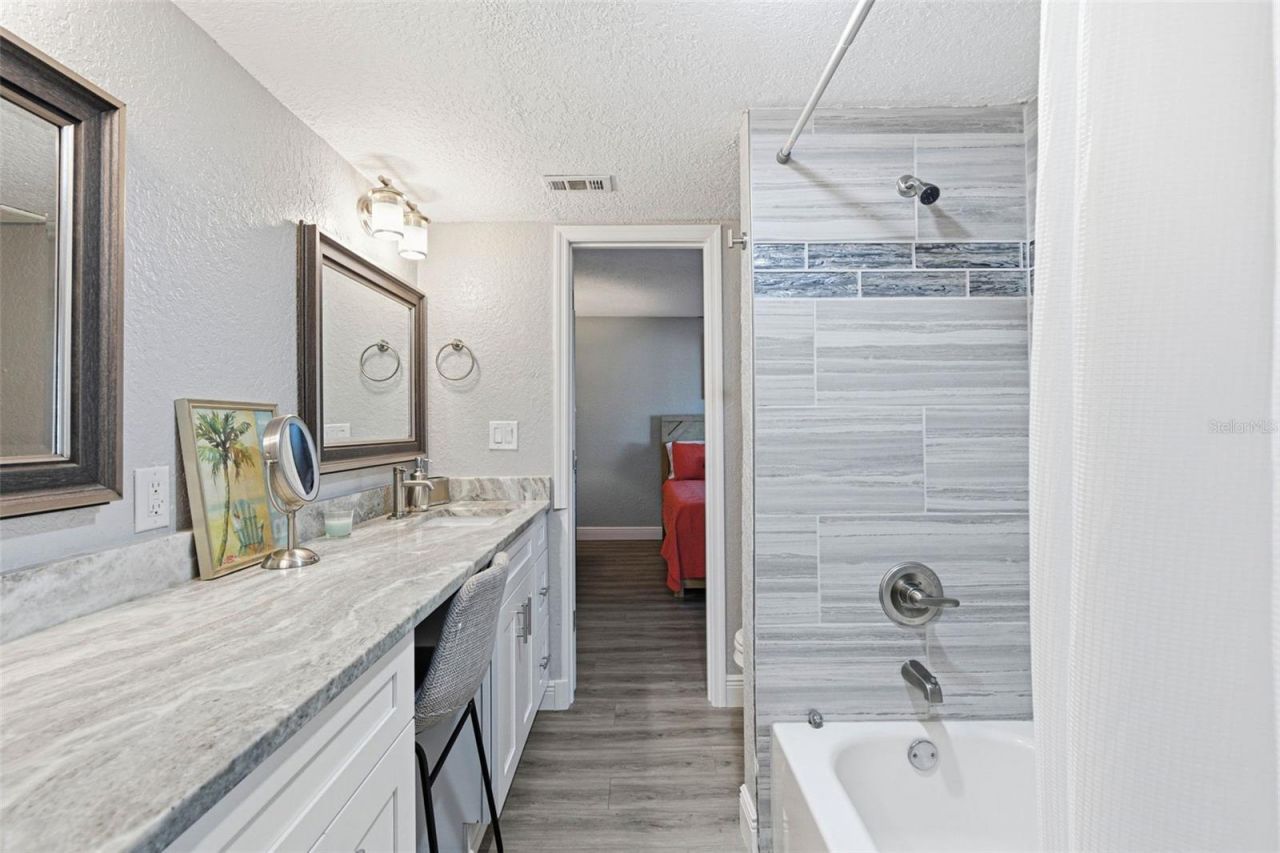 3775 40th Lane S, Unit G, Saint Petersburg, FL 33711 Photo