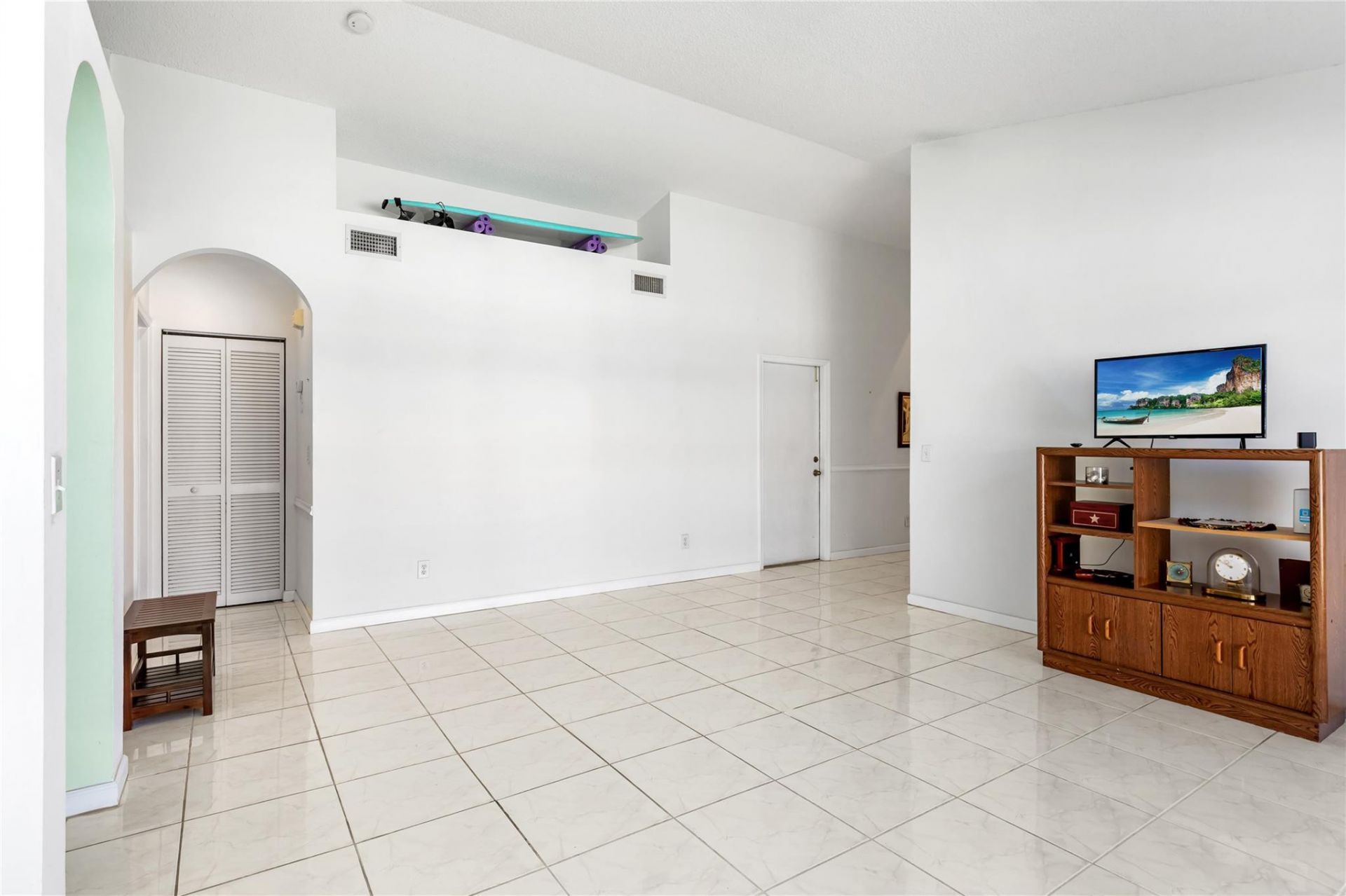 857 NW 133rd Avenue, Pembroke Pines, FL 33028 Photo