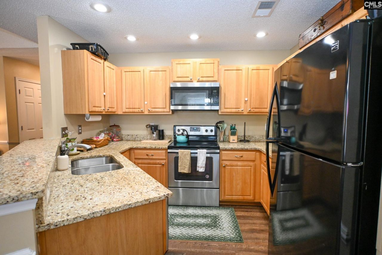 125 S Village Road Photo 10