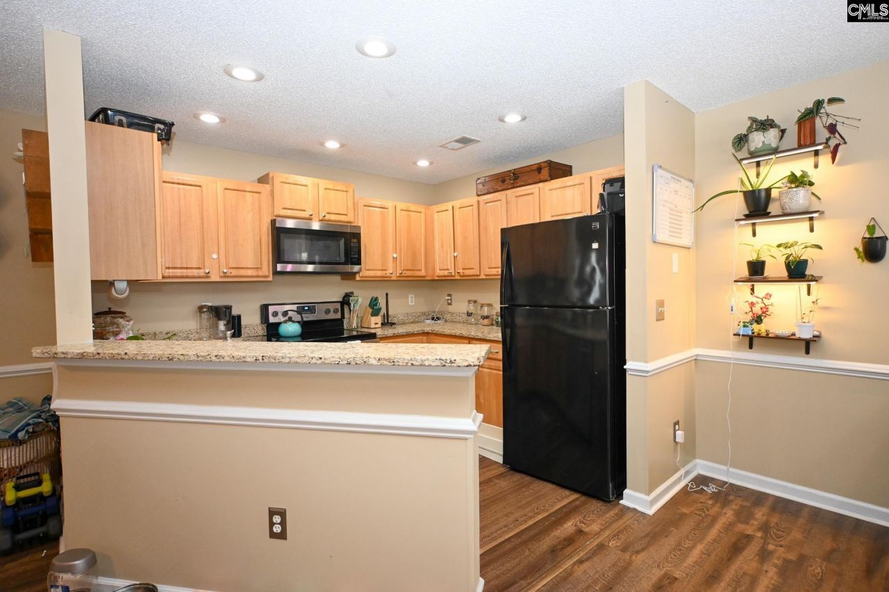 125 S Village Road Photo 16