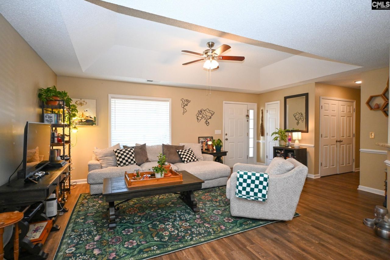 125 S Village Road Photo 4