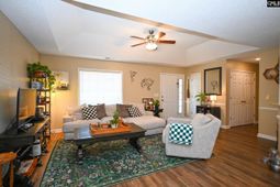 125 S Village Road photo 4